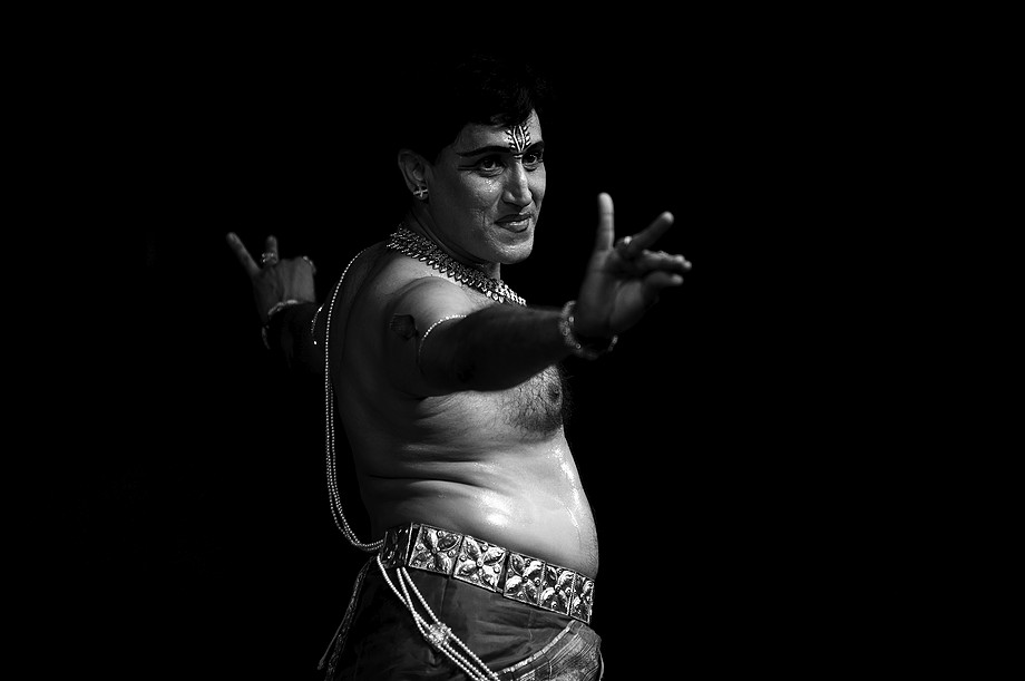 Madhava Pethi Murthy Group - Kuchipudi (Meenakshi Sundararajan Fine Arts Academy)